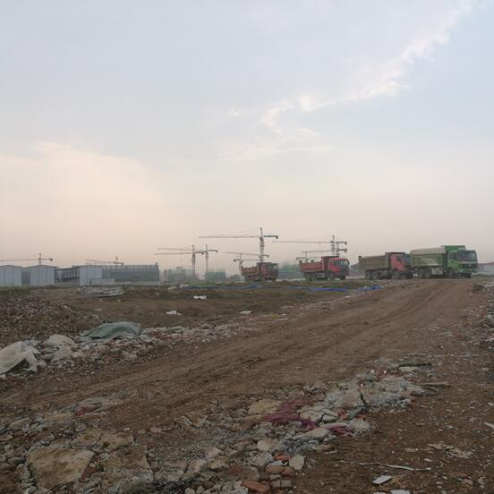 �Ϸ�XXX���޹�˾���е�λ�ںϷ��Н�ˮ·���ϡ����\·�Ԗ|һ�ڳ��(zh��n)סլ�õ؇�������ʹ�Ù�(qu��n)��Ѻ�r(ji��)���u��